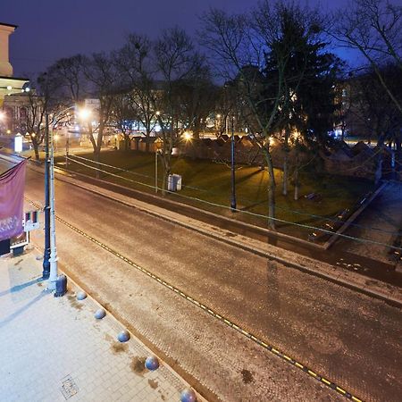2 Хв Ходу До Оперного Театру!Студія Класс! Lviv Kültér fotó